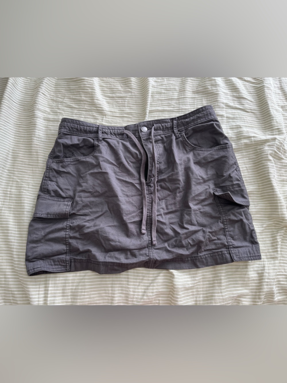 Hollister Gray Cargo Mini Skirt